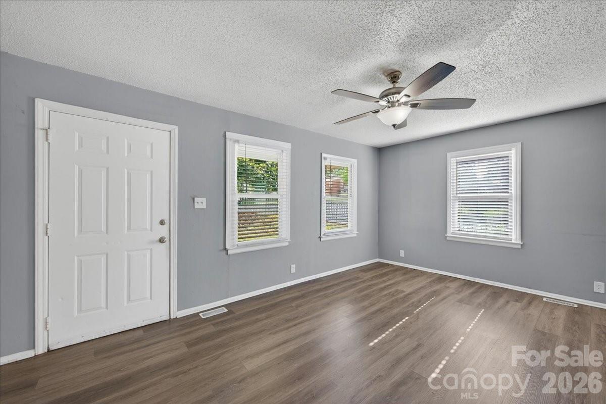 936 Holland Avenue Charlotte NC 28206