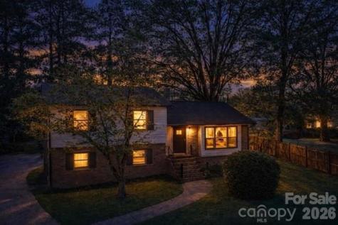 5324 Cheval Place Charlotte NC 28205