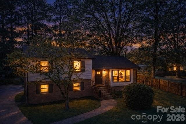 5324 Cheval Place Charlotte NC 28205