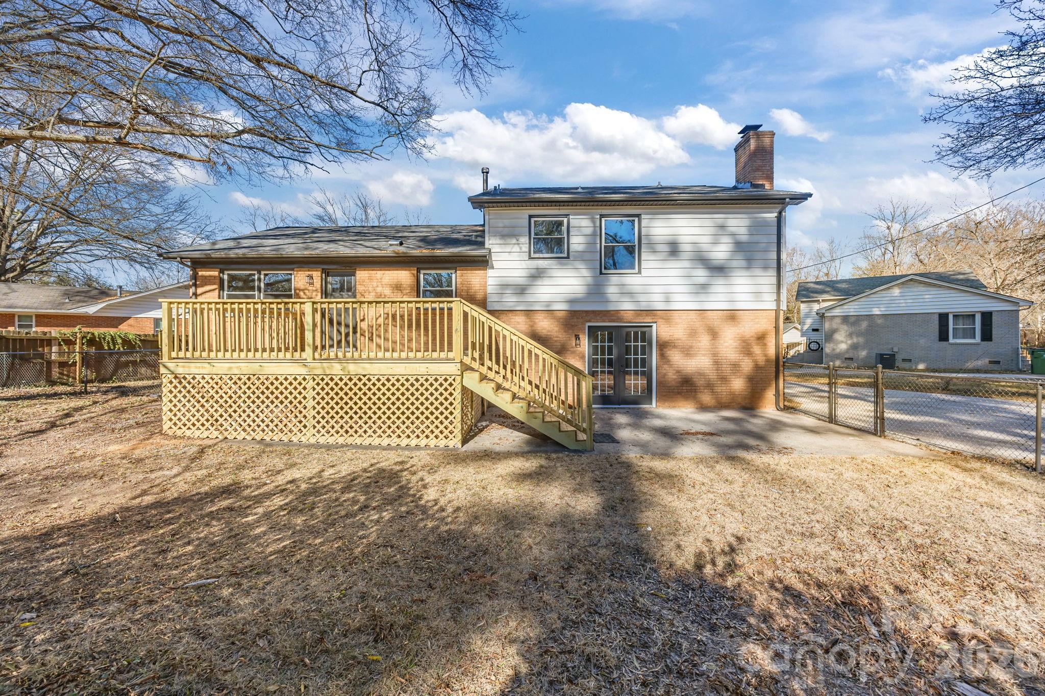 5324 Cheval Place Charlotte NC 28205