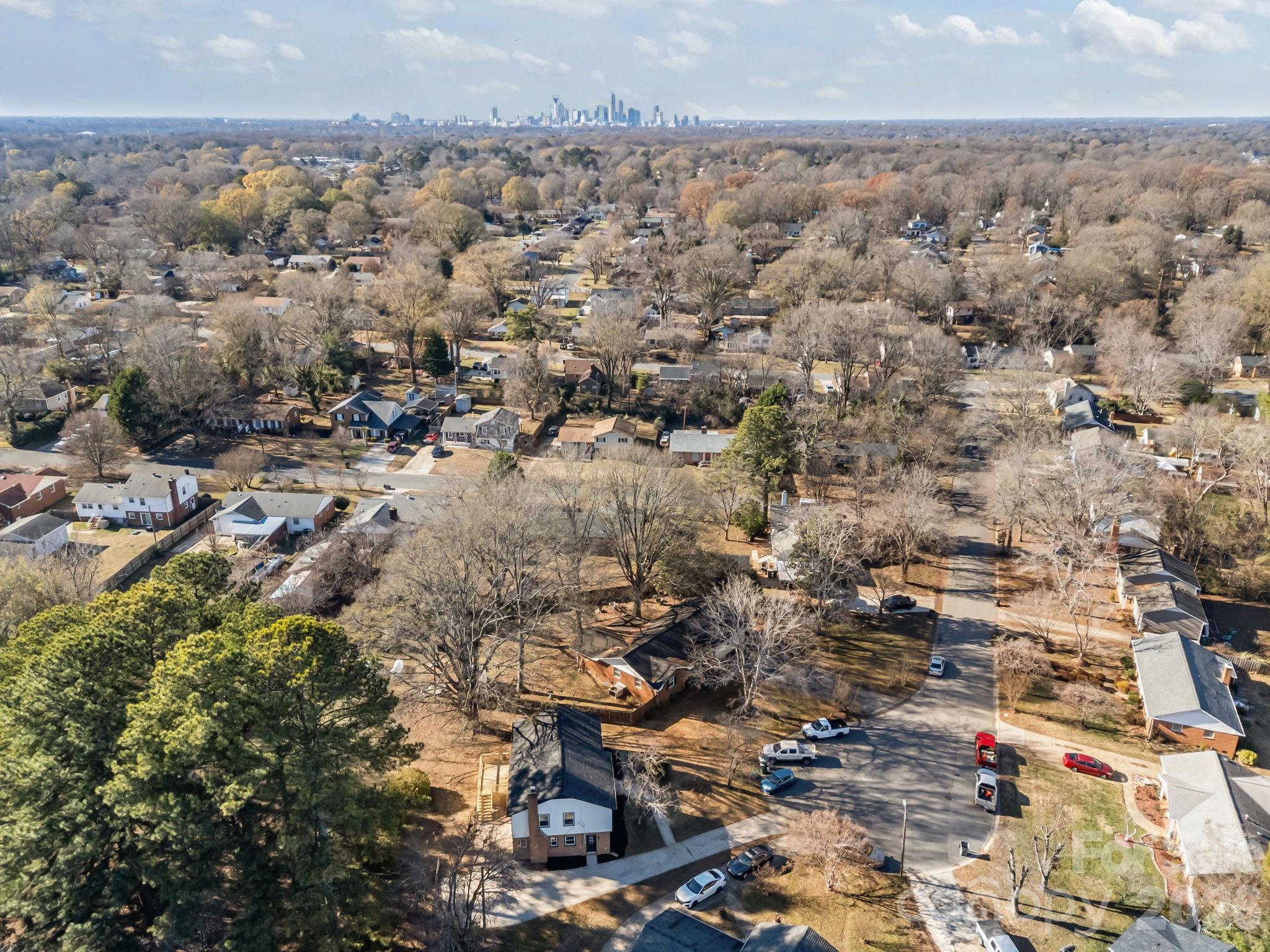 5324 Cheval Place Charlotte NC 28205