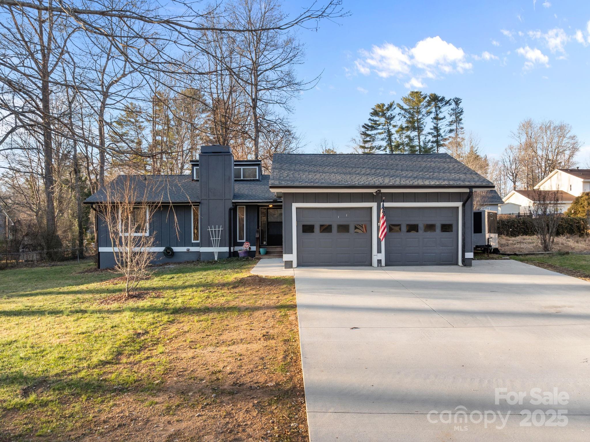 17 Berry Lane Fletcher NC 28732