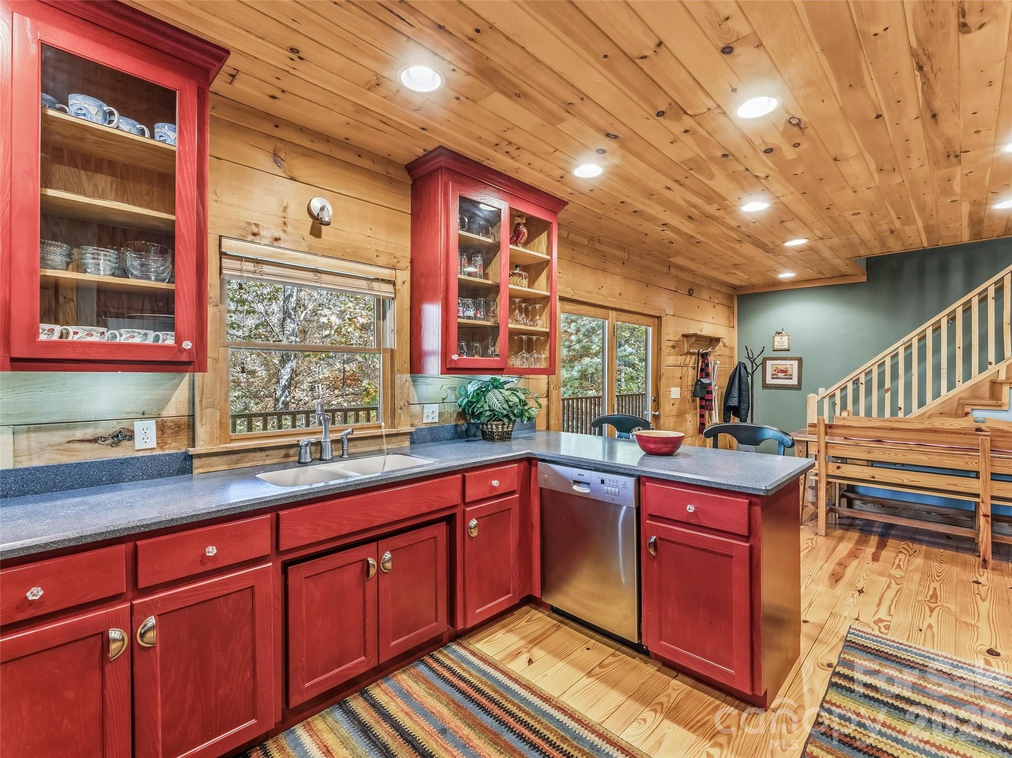 167 Mountain Vista Drive Saluda NC 28773