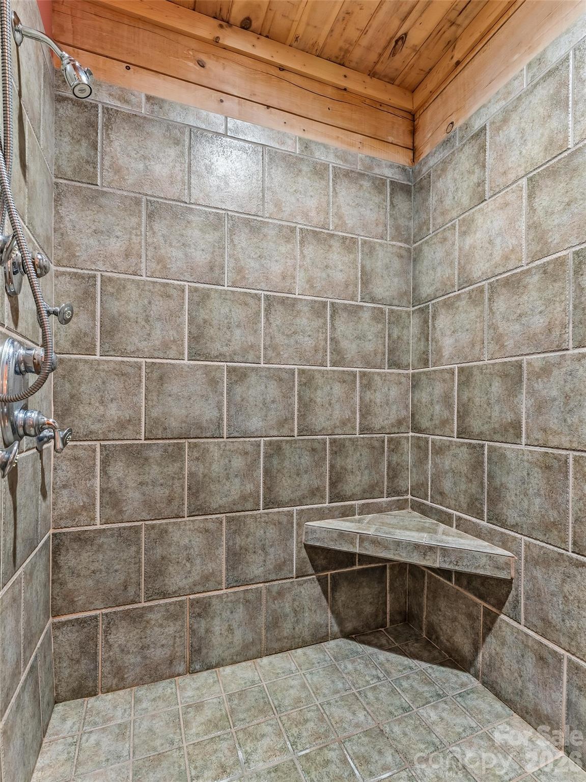 167 Mountain Vista Drive Saluda NC 28773