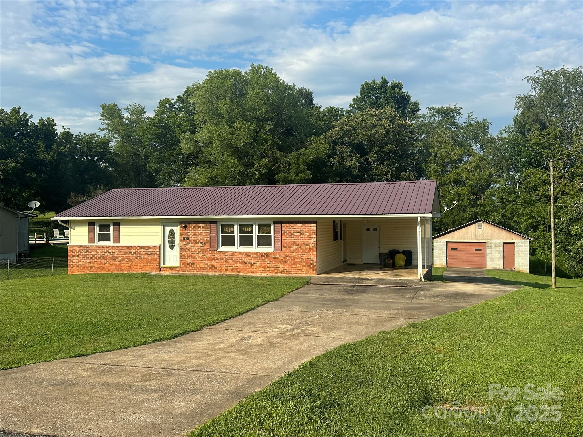93 Meadow Brook Lane Marion NC 28752
