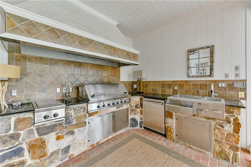 4043 Carnoustie Lane Charlotte NC 28210