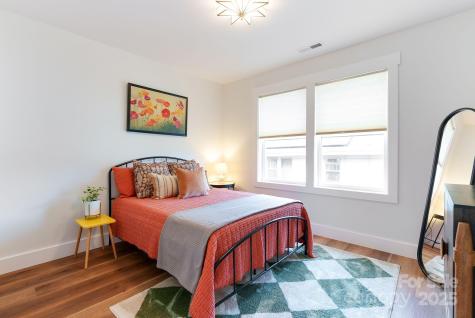 58 Balm Grove Avenue Asheville NC 28806