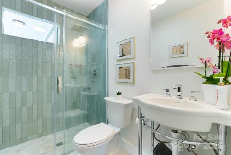 58 Balm Grove Avenue Asheville NC 28806