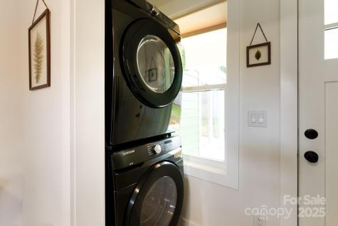 58 Balm Grove Avenue Asheville NC 28806