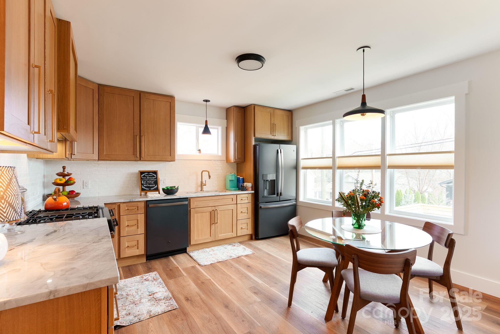 58 Balm Grove Avenue Asheville NC 28806