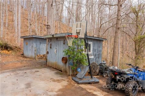 156 Cayton Ridge Bakersville NC 28705