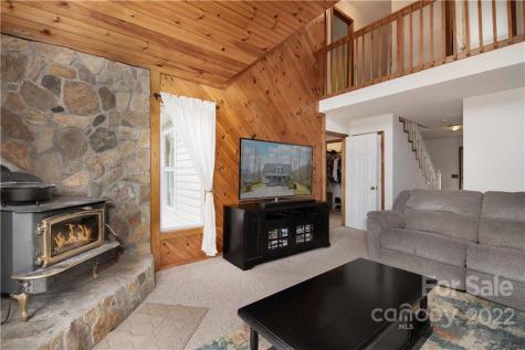 156 Cayton Ridge Bakersville NC 28705