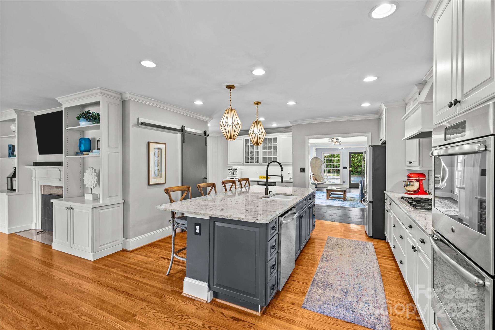 2821 Sharon Road Charlotte NC 28211