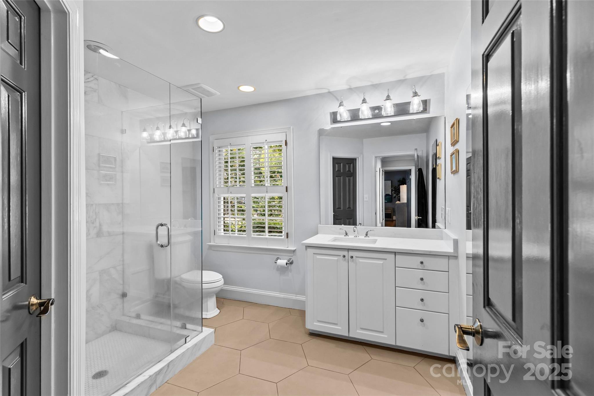 2821 Sharon Road Charlotte NC 28211
