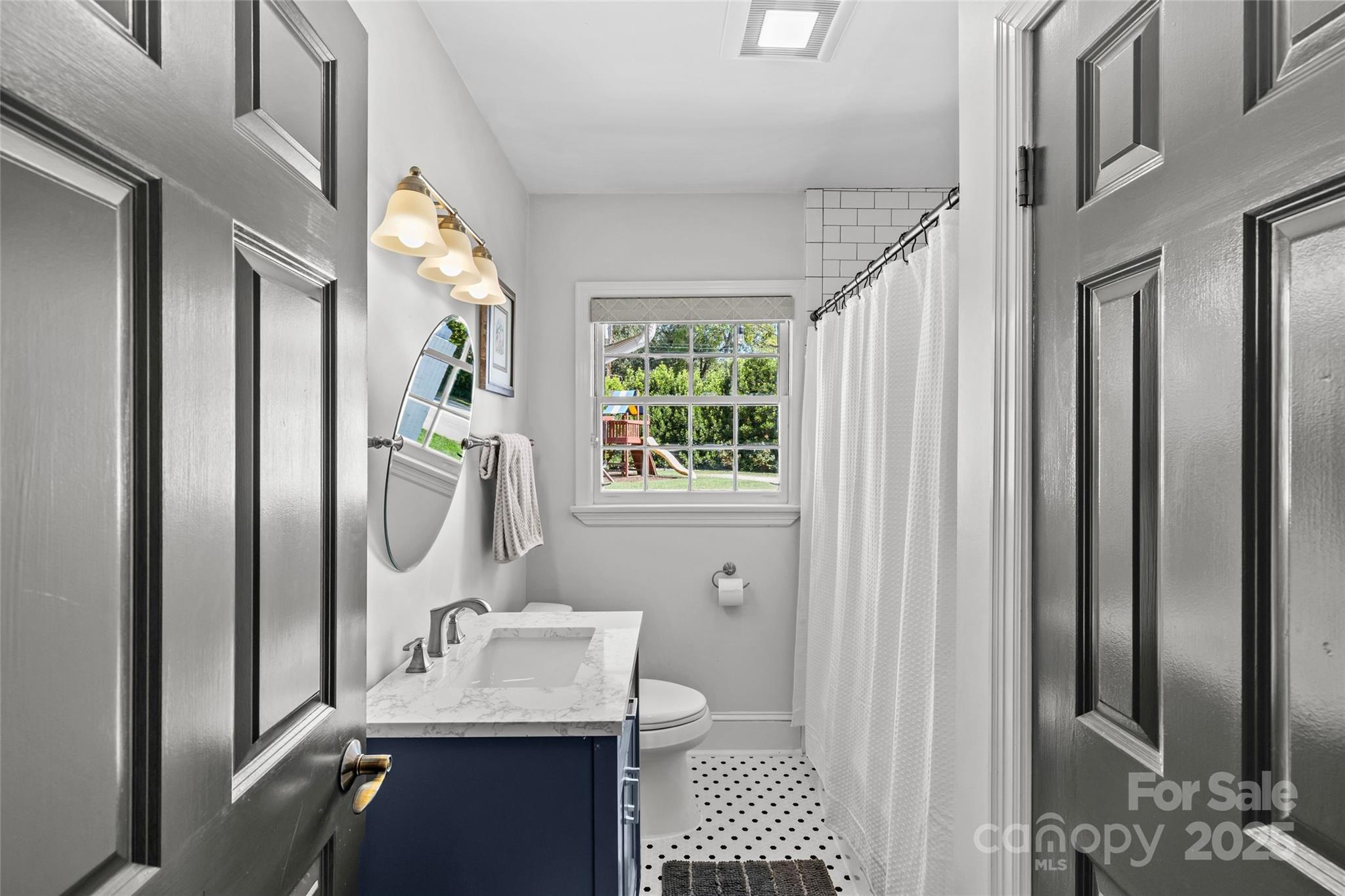 2821 Sharon Road Charlotte NC 28211