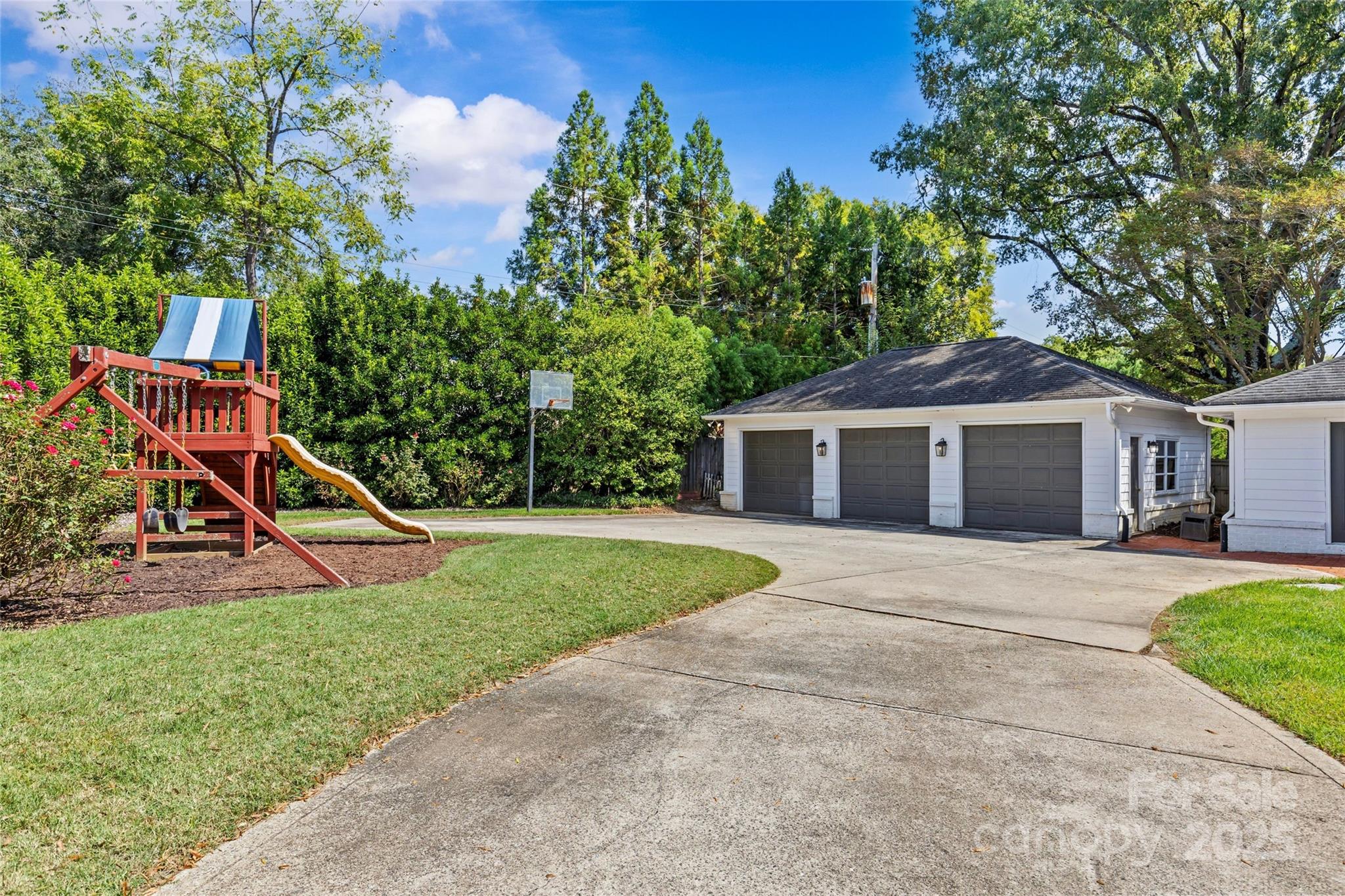 2821 Sharon Road Charlotte NC 28211