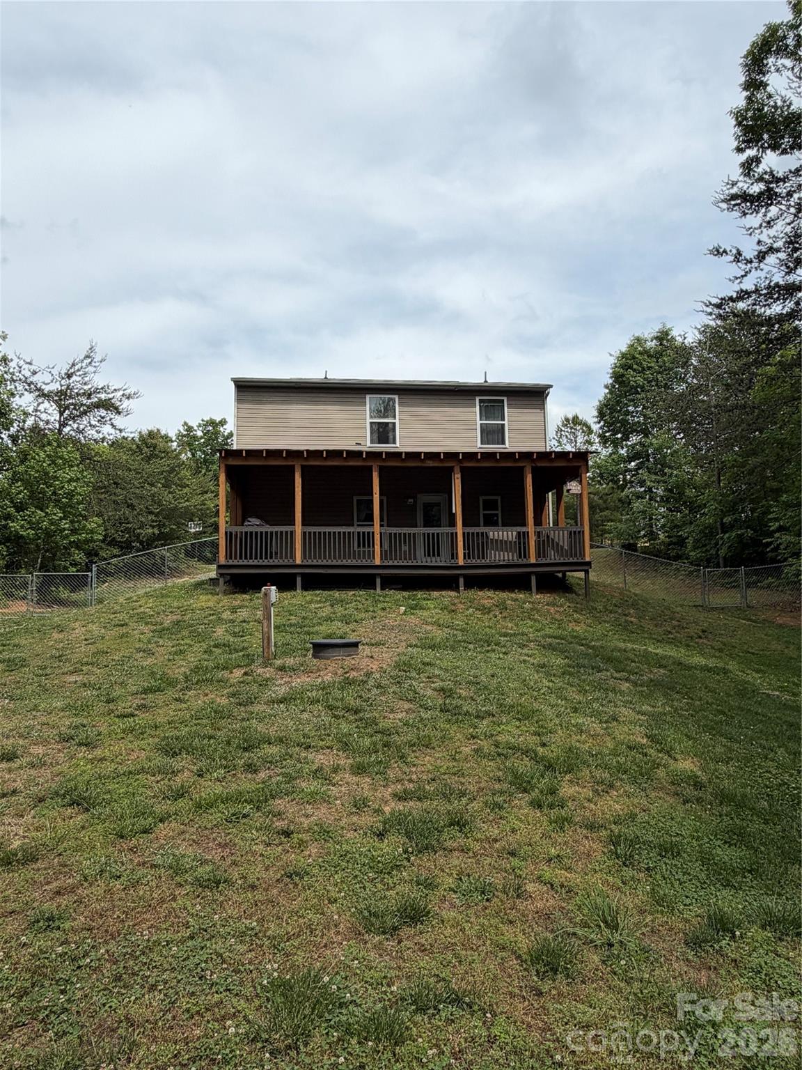 2212 Pinnacle View Drive Kings Mountain NC 28086