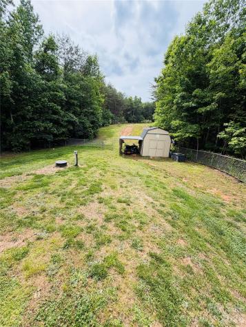 2212 Pinnacle View Drive Kings Mountain NC 28086