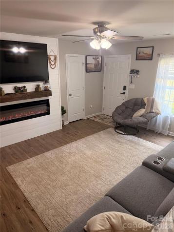 2212 Pinnacle View Drive Kings Mountain NC 28086