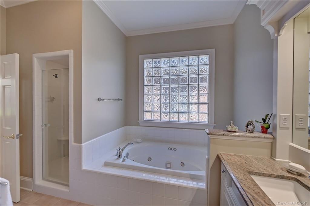 2518 Windsor Crescent Court Charlotte NC 28226