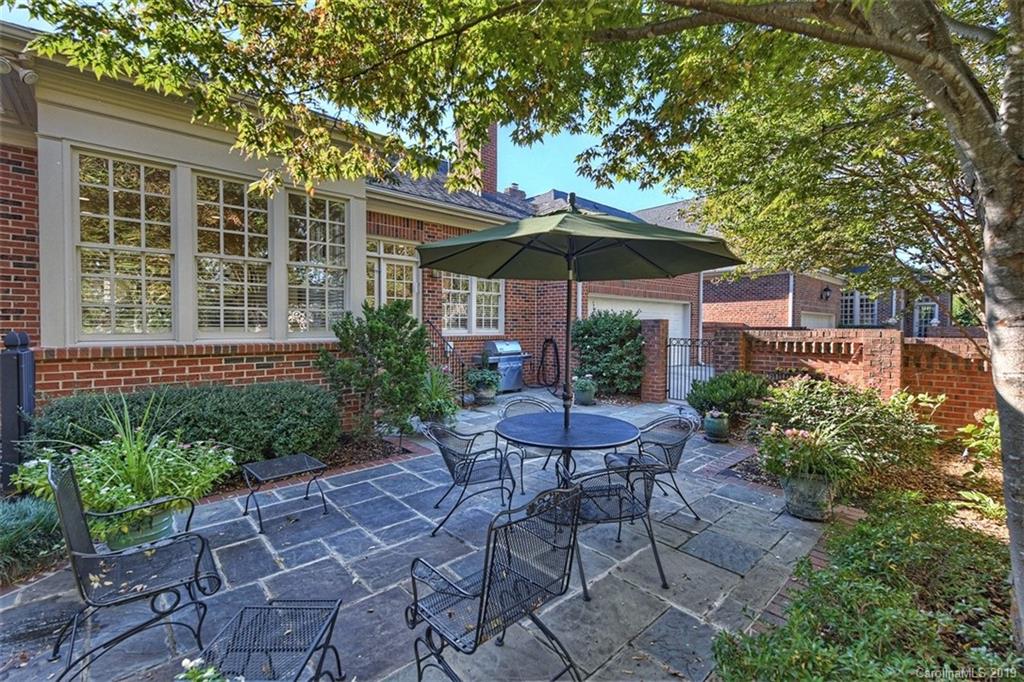 2518 Windsor Crescent Court Charlotte NC 28226