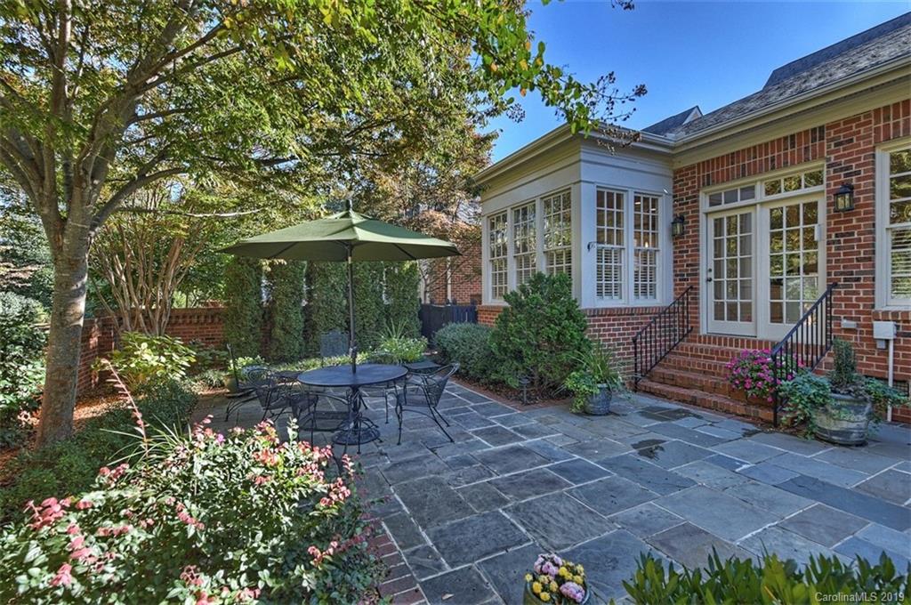 2518 Windsor Crescent Court Charlotte NC 28226