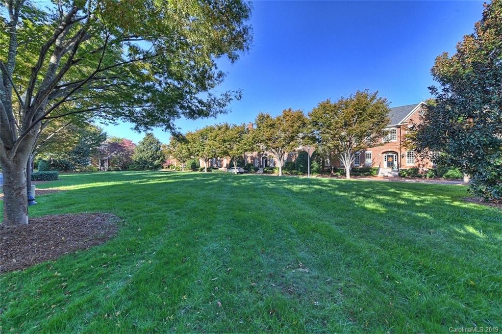 2518 Windsor Crescent Court Charlotte NC 28226