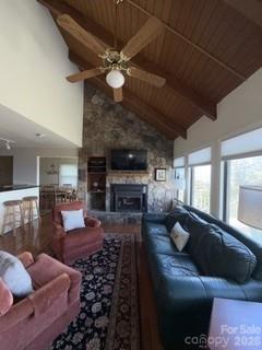 19 Lookout Loop Burnsville NC 28714