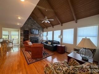 19 Lookout Loop Burnsville NC 28714
