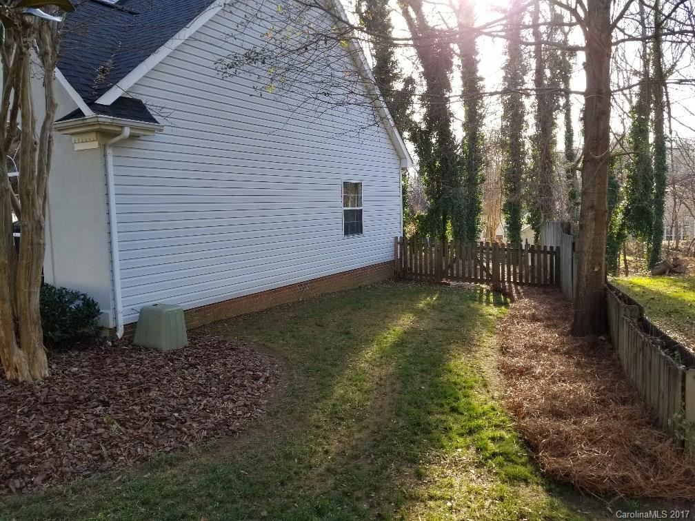 8519 Etherton Court Charlotte NC 28216