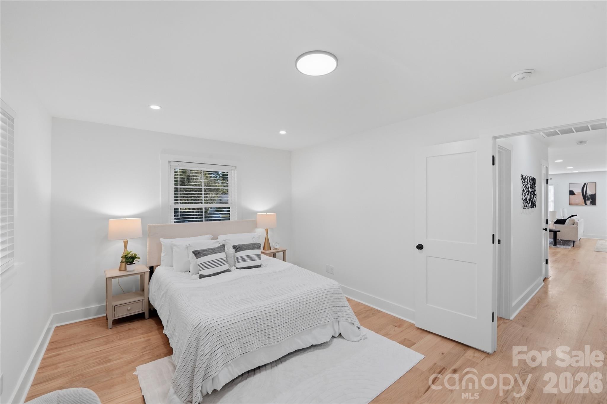 4314 Ivanhoe Place Charlotte NC 28205