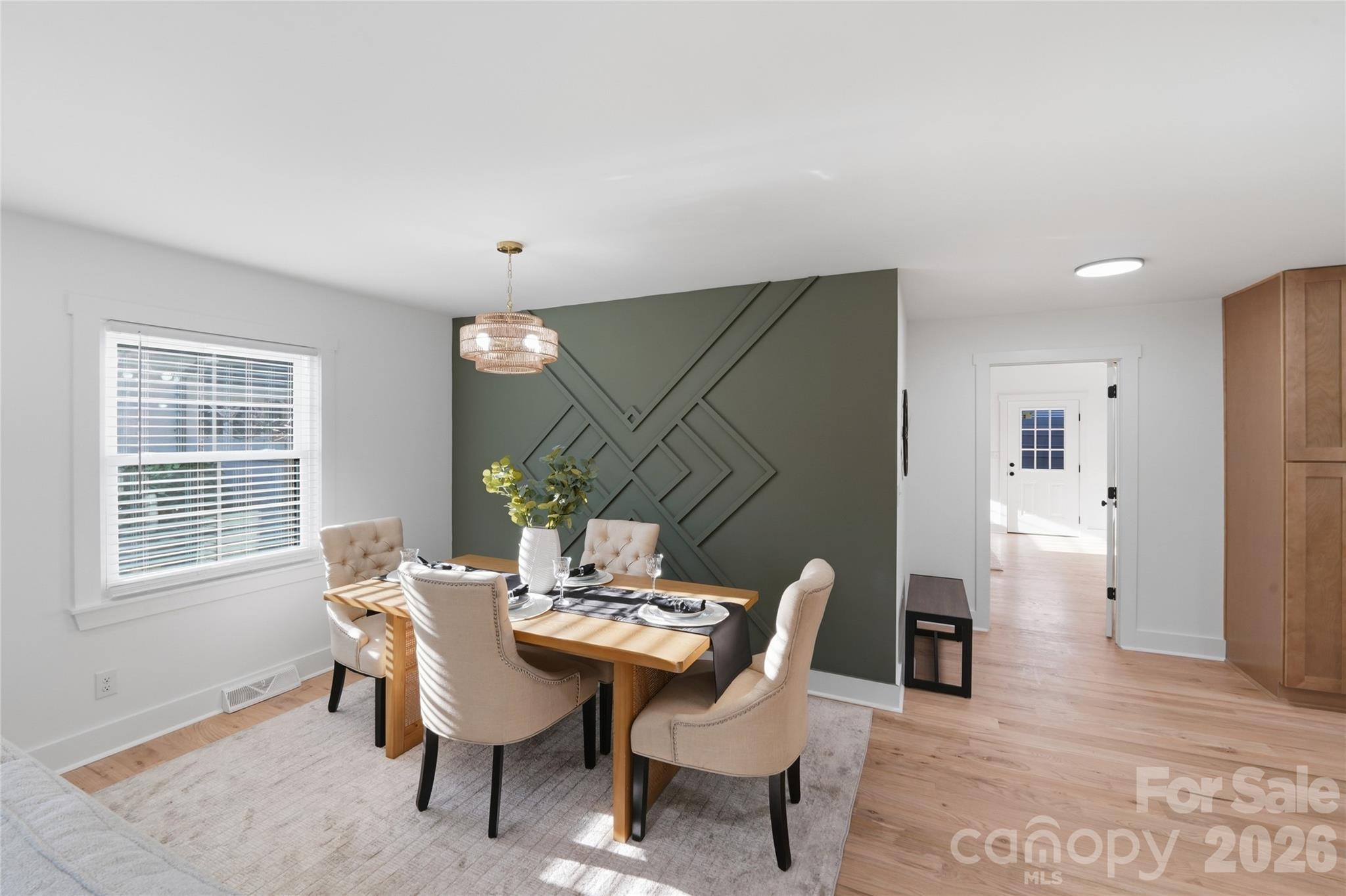 4314 Ivanhoe Place Charlotte NC 28205