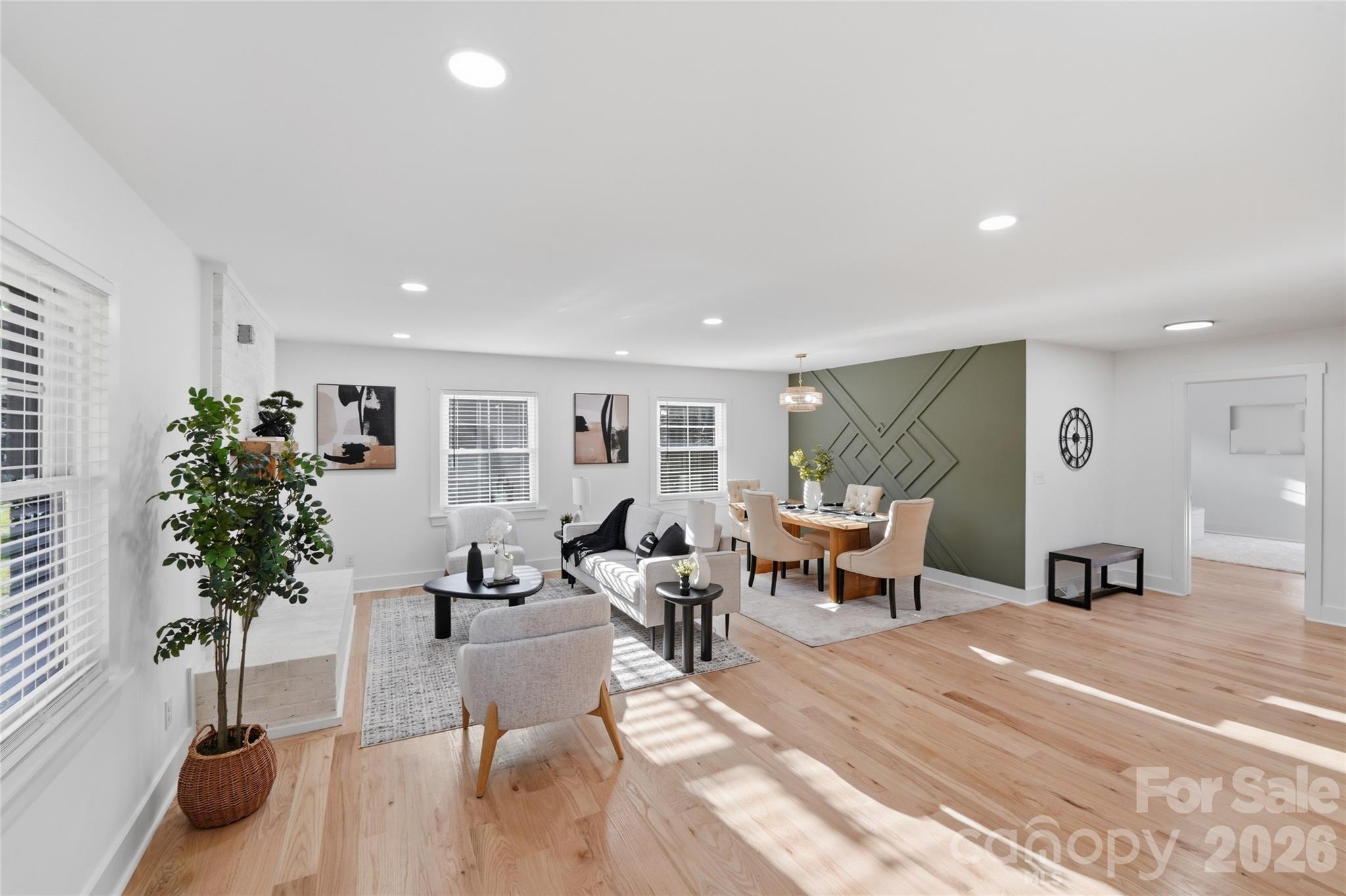 4314 Ivanhoe Place Charlotte NC 28205