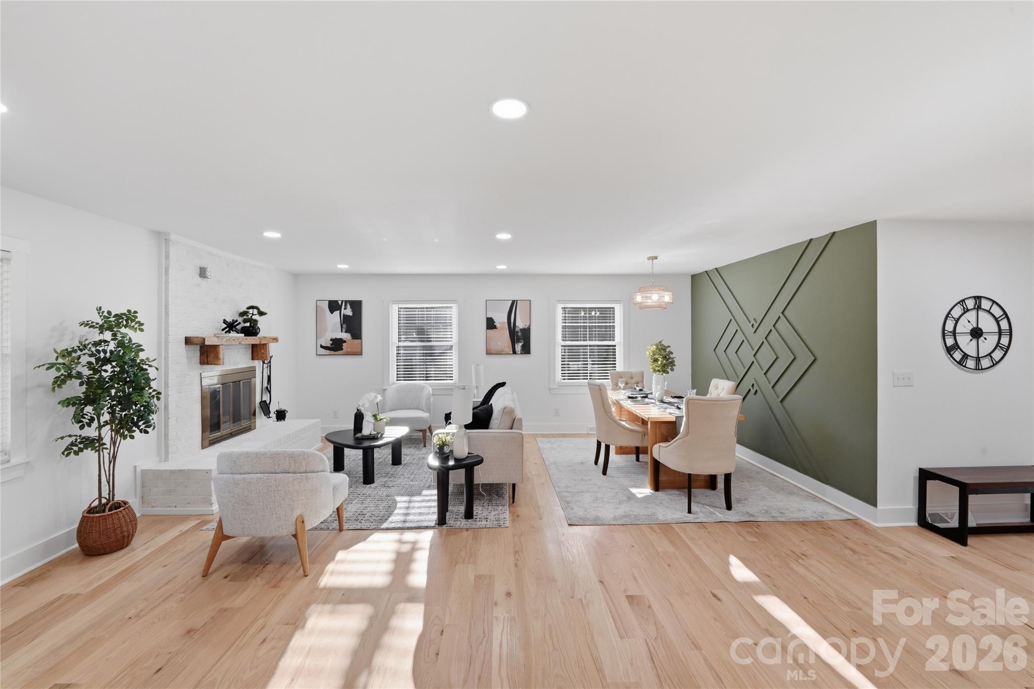 4314 Ivanhoe Place Charlotte NC 28205