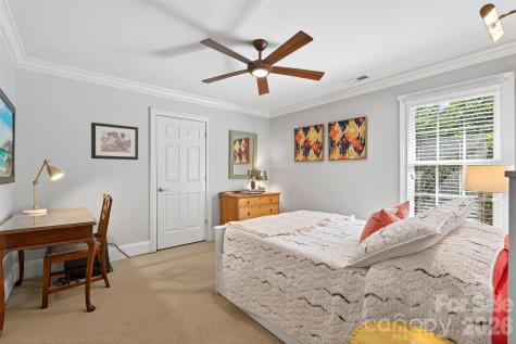823 Inverness Circle Spartanburg SC 29306