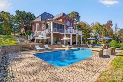 823 Inverness Circle Spartanburg SC 29306