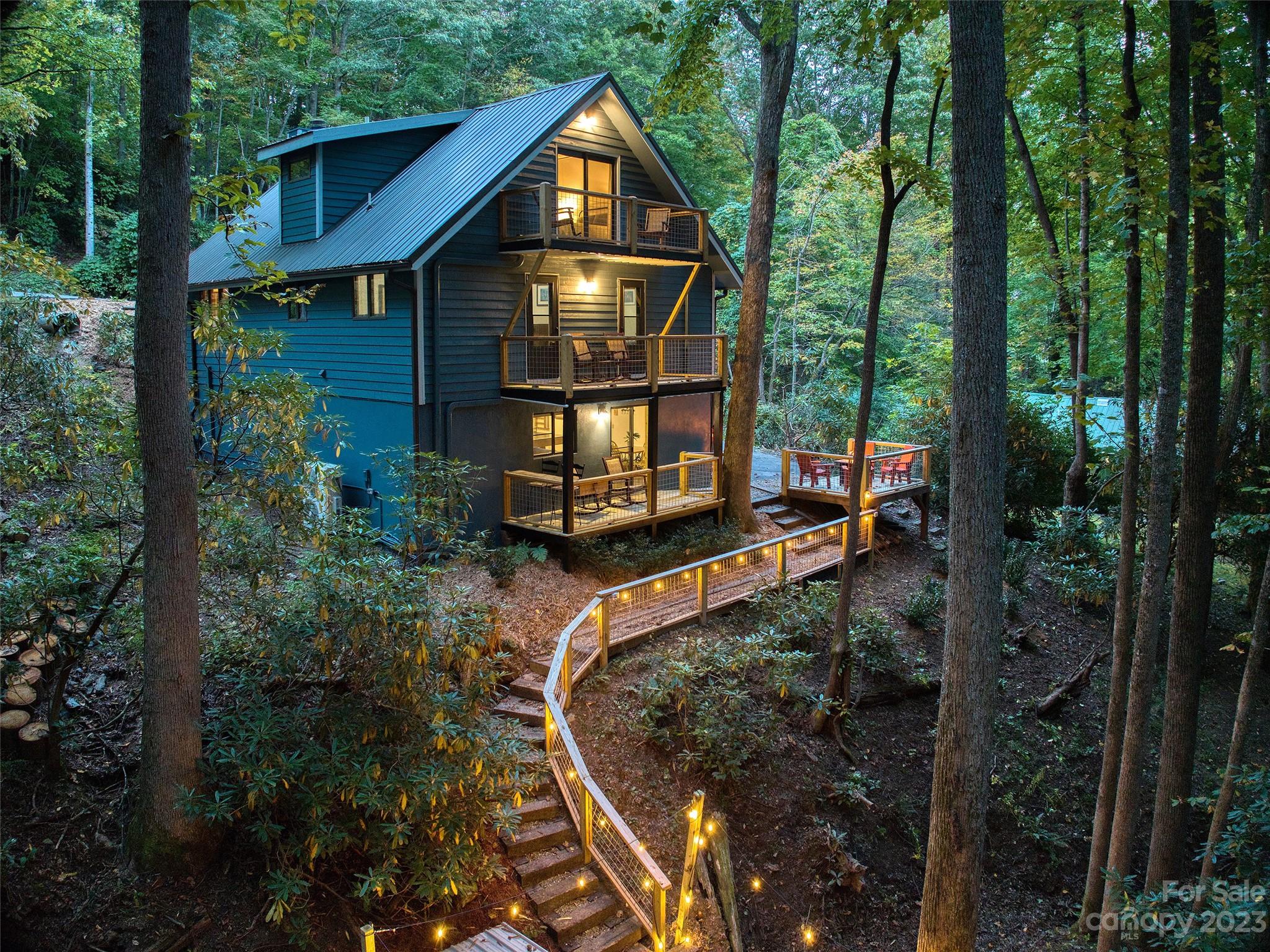 121 Creekside Drive, Maggie Valley NC MLS Car4106363 Greybeard Realty