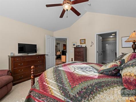 81 Outlook Circle Swannanoa NC 28778