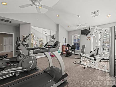 81 Outlook Circle Swannanoa NC 28778