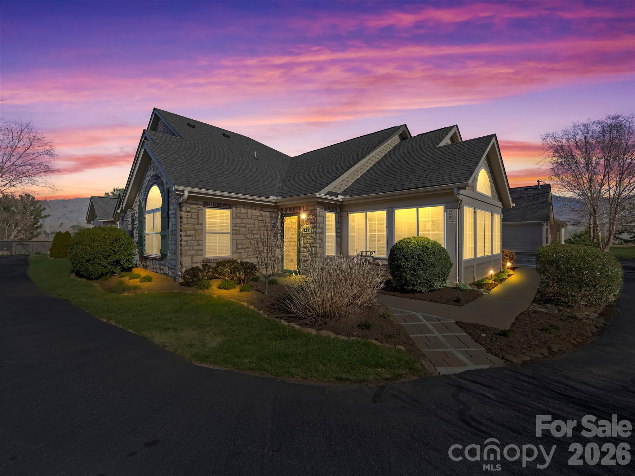 81 Outlook Circle Swannanoa NC 28778