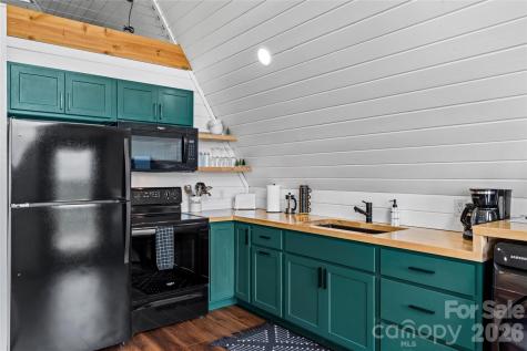 2320 Swan Creek Road Jonesville NC 28642
