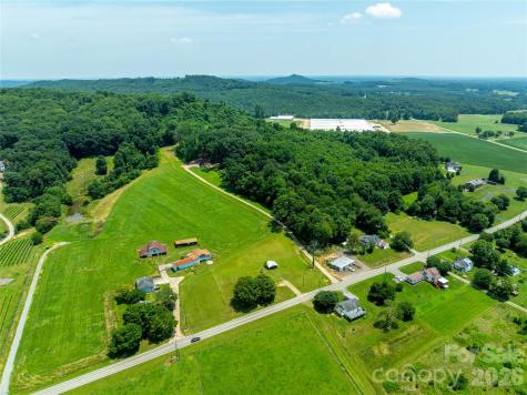 2320 Swan Creek Road Jonesville NC 28642