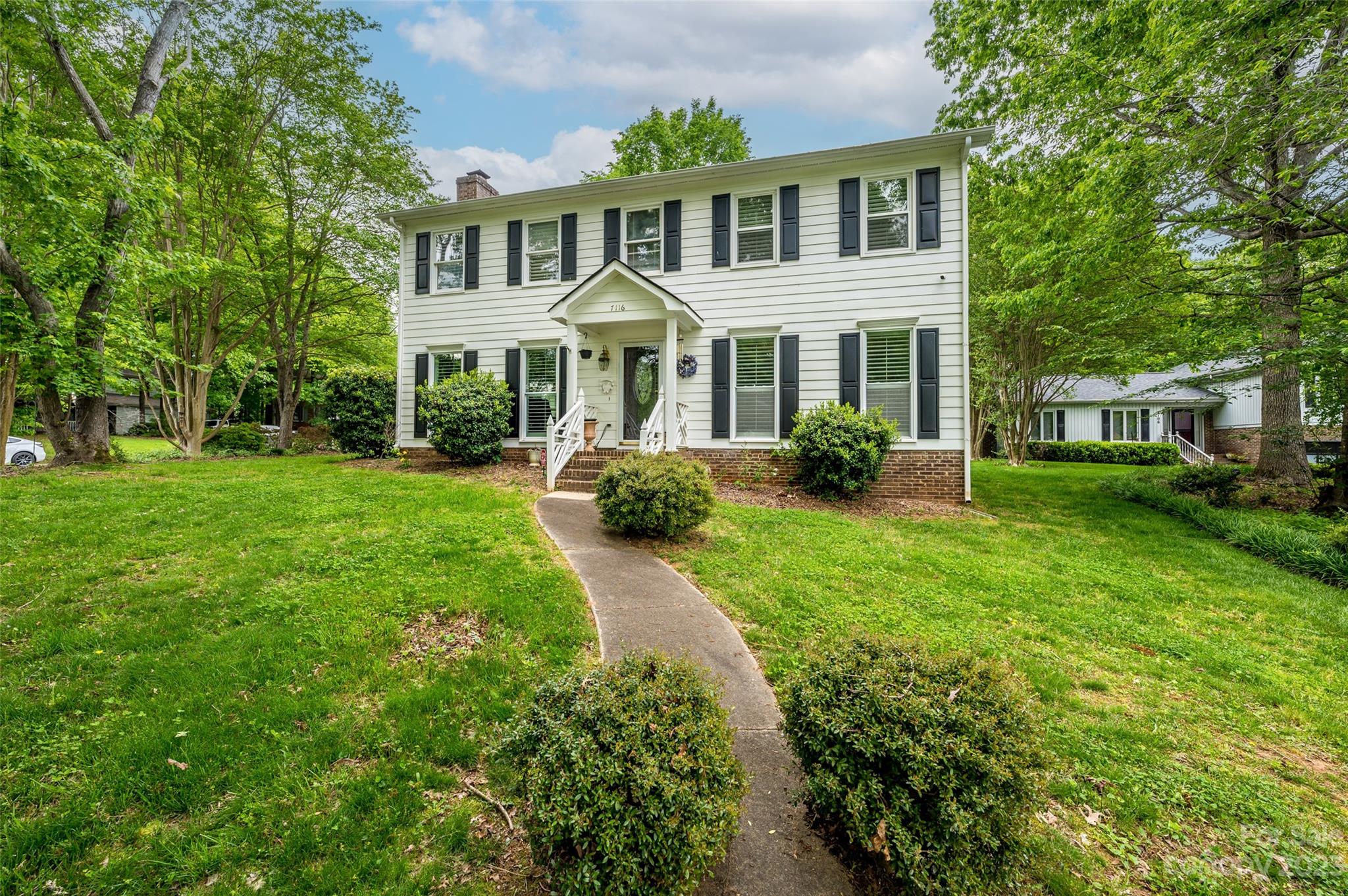 7116 Frances Irene Drive Charlotte NC 28215