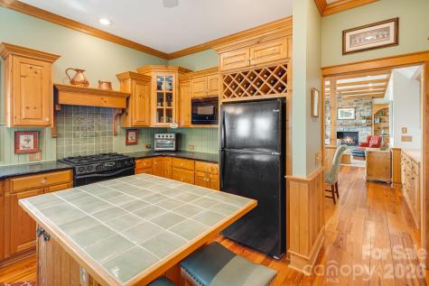 206 Twin Springs Road Blowing Rock NC 28605