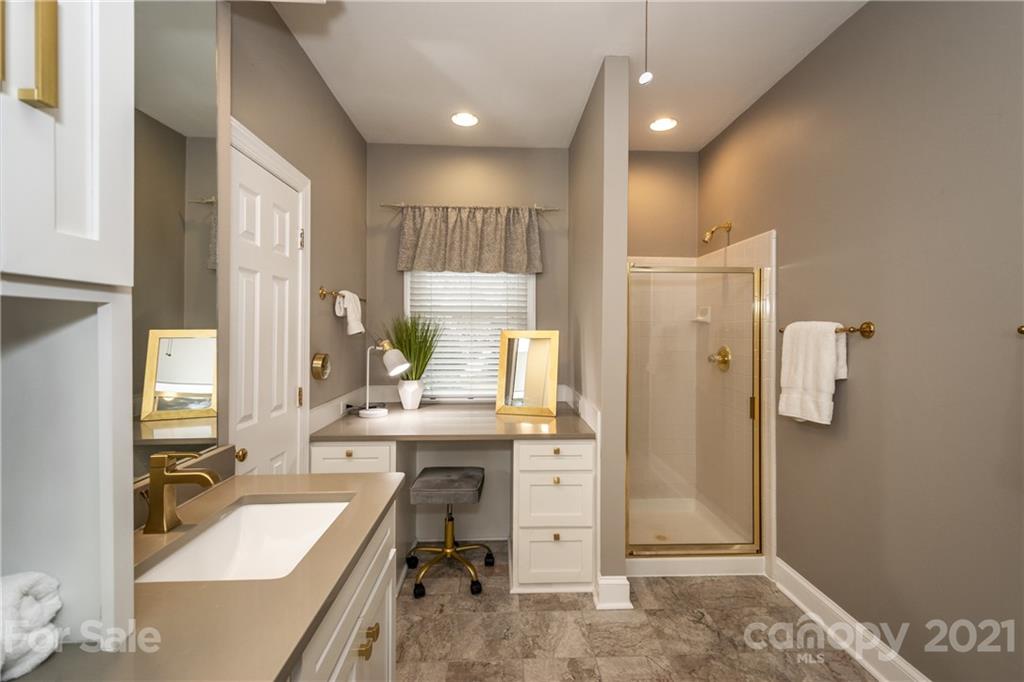 2416 Mirow Place Charlotte NC 28270