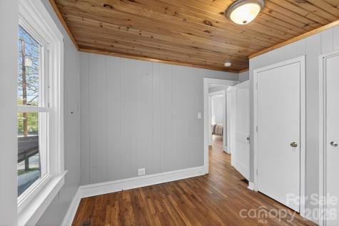 713 Prospect Street NW Lenoir NC 28645