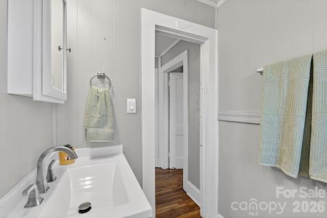 713 Prospect Street NW Lenoir NC 28645