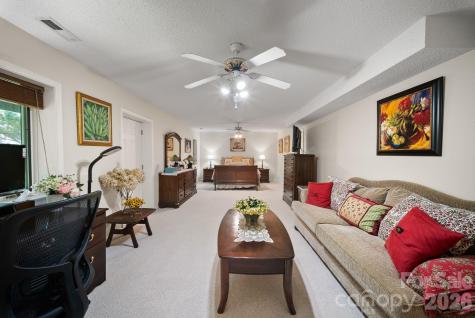 16 Zachary Ridge Road Asheville NC 28804
