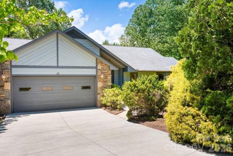 16 Zachary Ridge Road Asheville NC 28804