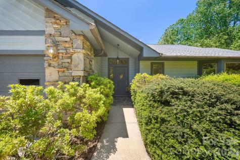 16 Zachary Ridge Road Asheville NC 28804